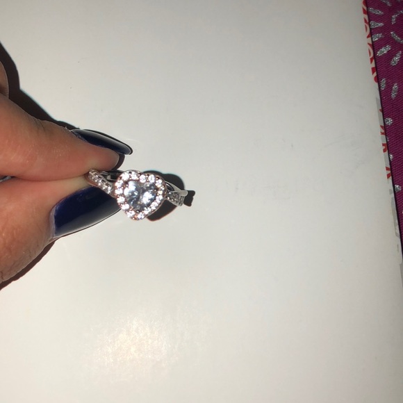 Love ring - Picture 2 of 5